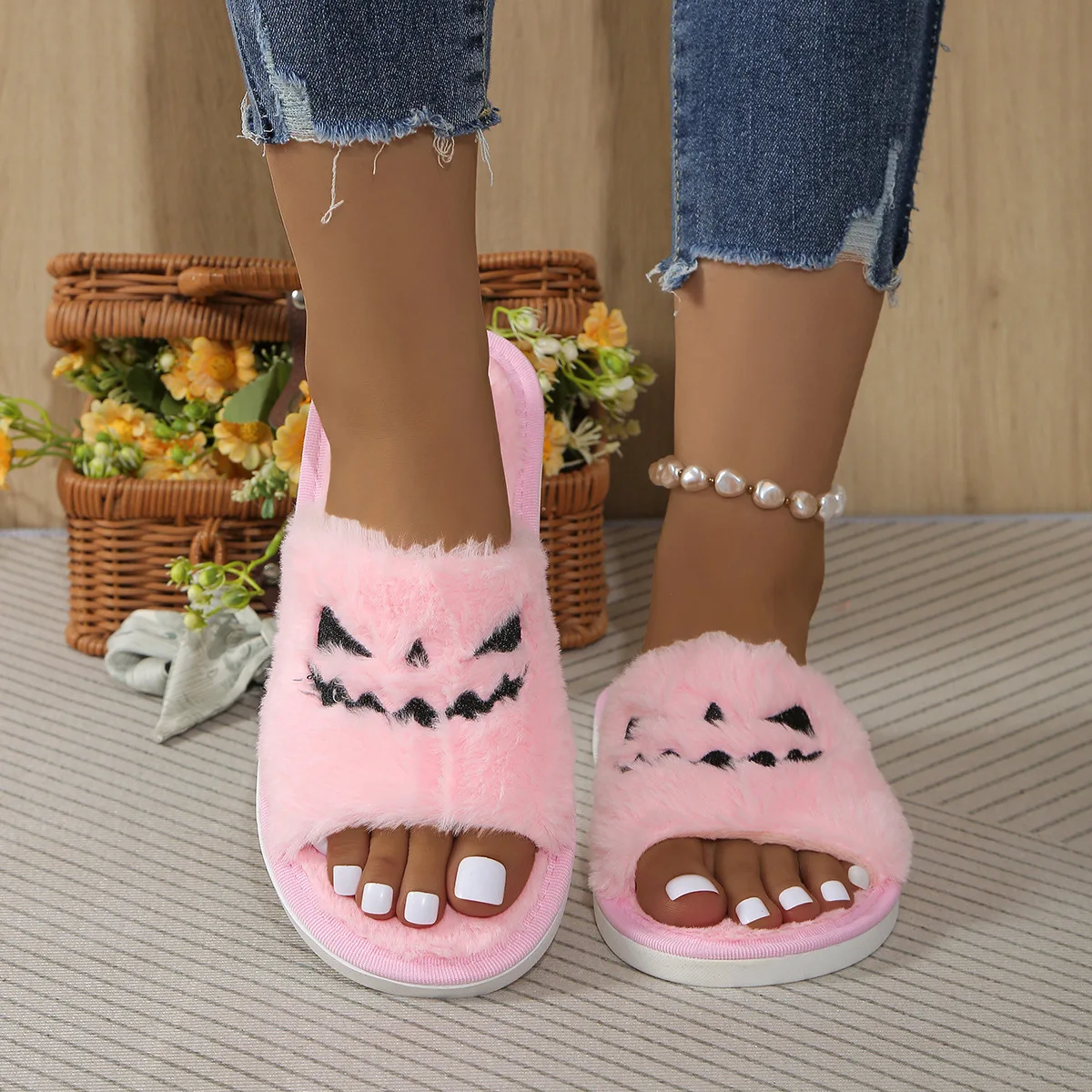 Halloween Pumpkin Plush Slippers Pink Orange 20224 Autumn Soft Furry Comfort Outdoor Fuzzy House Plushie Slippers