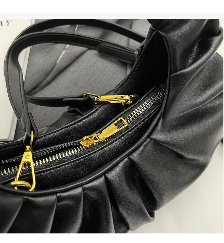 Cloud pleated for women in 2024, new underarm bag, single shoulder crossbody, niche texture, versatile, Korean version_voghion.com