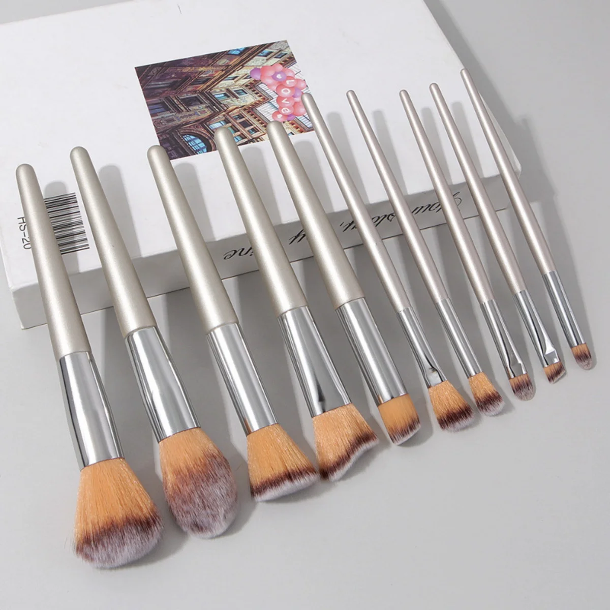 10-Piece Makeup Brush Set Professional Grade Including Foundation Loose Powder Blush Concealer and Eye Shad makeup brushes