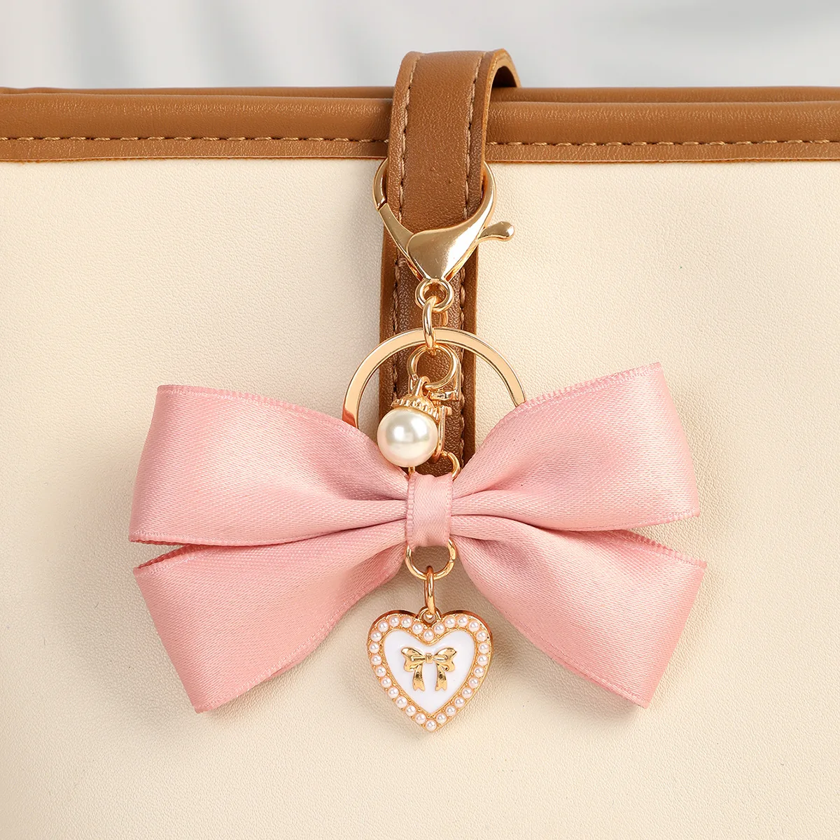 小物 HEART RIBBON KEYRING FLUORO_PINK_HEART_CLIP.1000.
