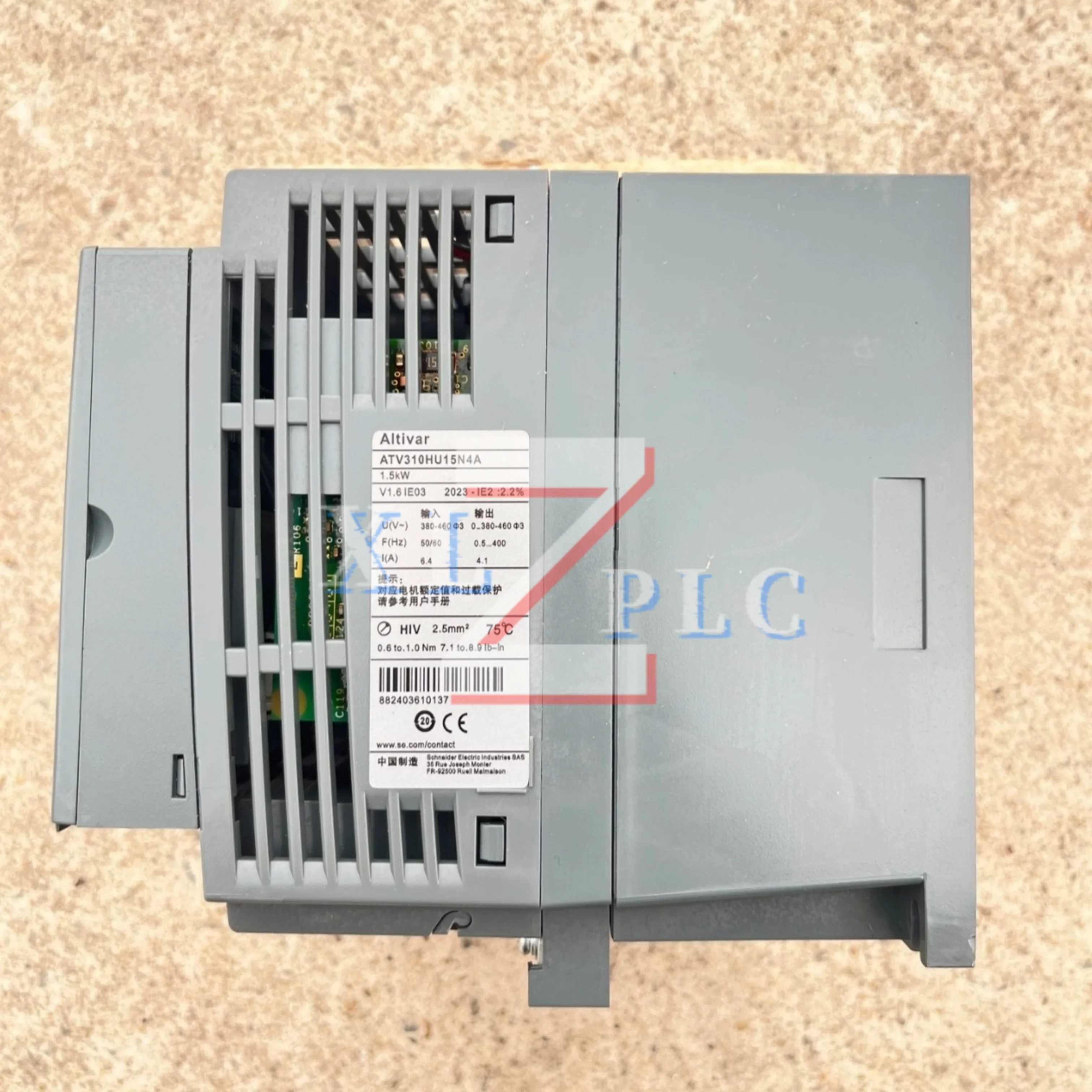새로운 오리지널 ATV310H037N4A 380-460V 0.37KW ATV310H075N4A 380-460V 0.75KW 주파수 변환기