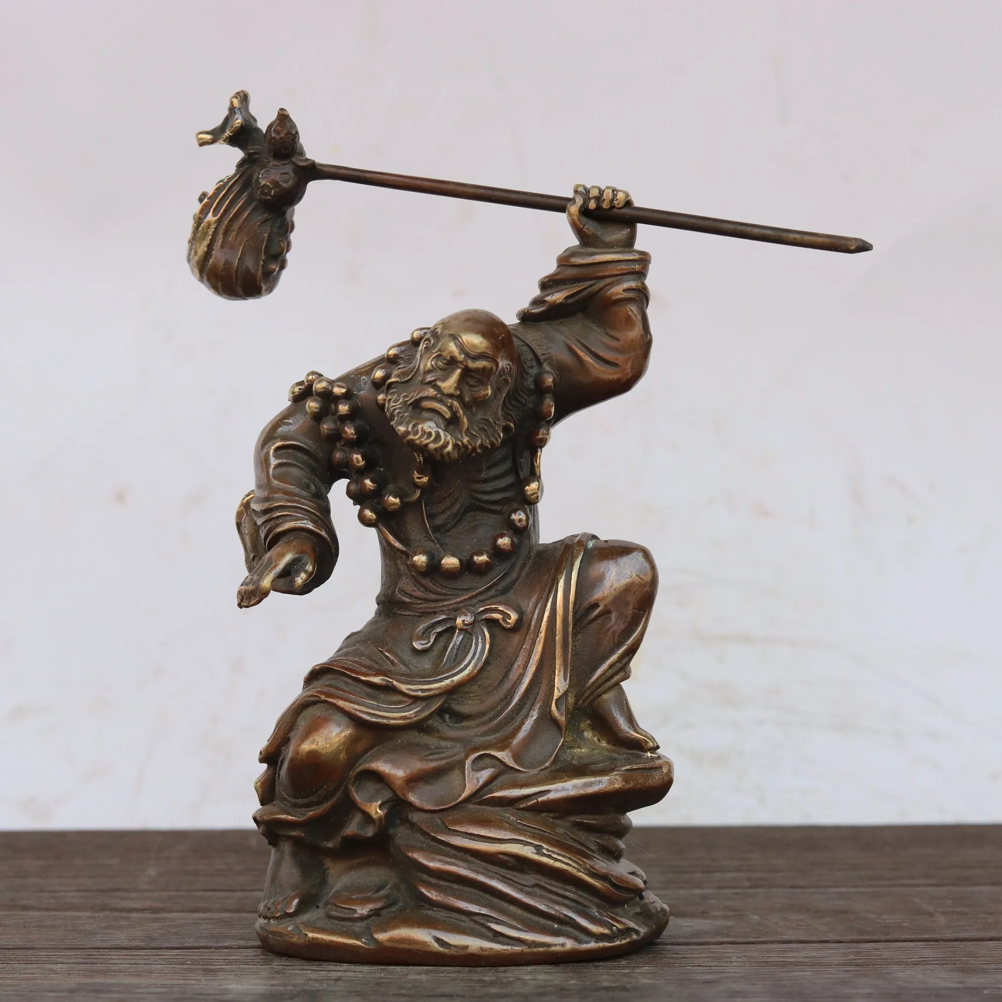 

6"Tibetan Temple Collection Old Brass Bodhidharma Sitting Buddha Gourd Bodhi Crossing the River Worship Hall Town house