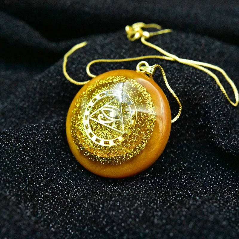 New Orgon Energy Pendant Natural Crystal Resin Jewelry Chakra Healing Pendants The Eye of Horus Healing Jewelry for Women