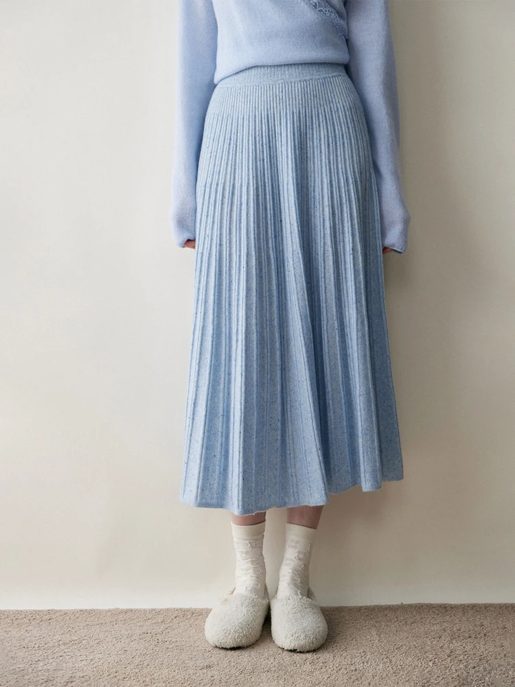 Chic Cashmere Skirt - Lifestyle 15
