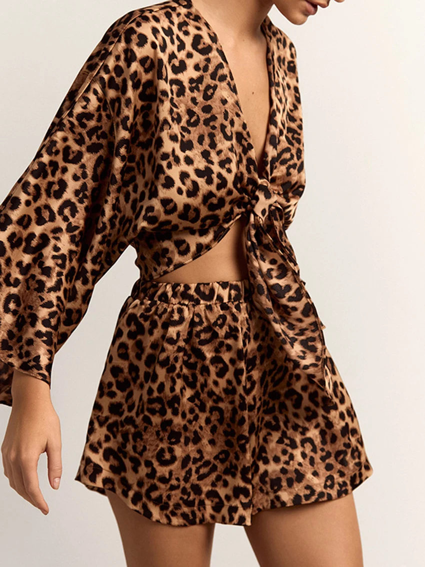 Marthaqiqi Leopard Print Women Sleepwear Set Long Sleeve Pyjama Sexy V-Neck Pajama Tank Tops Nightie Shorts Femme Nightwear Suit