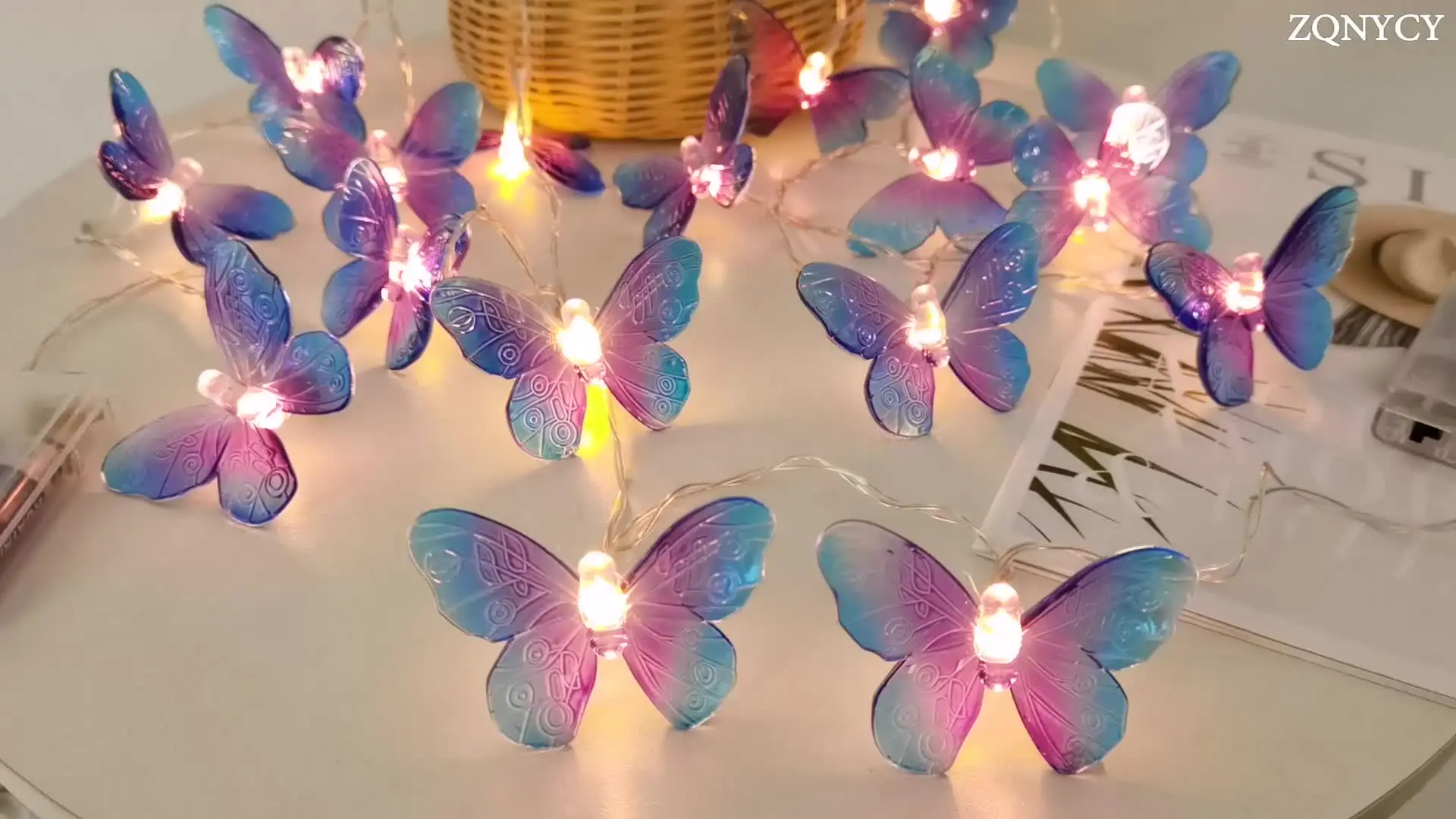 Catena Luminosa KOBOKO A Farfalle: 1,5 M Con 10 LED Per Una Cameretta Da Sogno