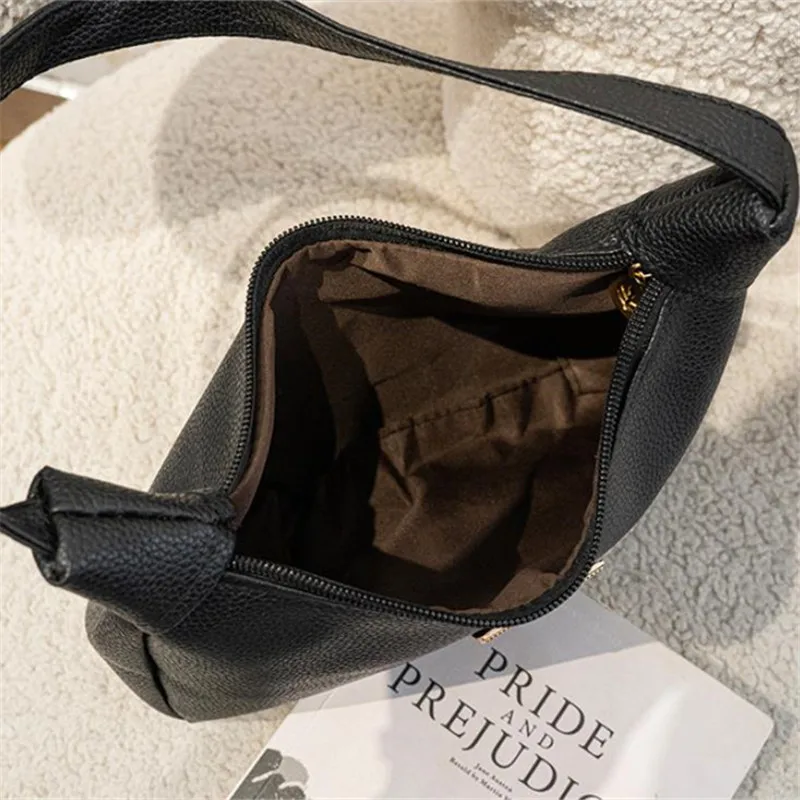 Fashion Shoulder Bag for Women, Solid Color Synthetic Leather Handbag with Zipper Closure, Versatile Underarm Dumpling Purse