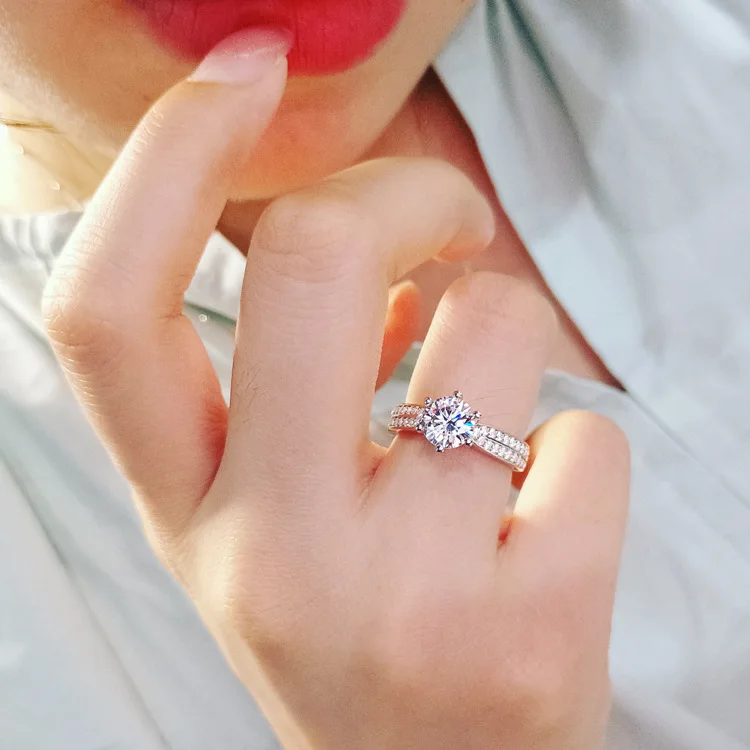 Dovolov Fashion Elegant Temperament Wedding Ring Charming Jewelry Clear Real Rhodium Plated Women Accessary D3