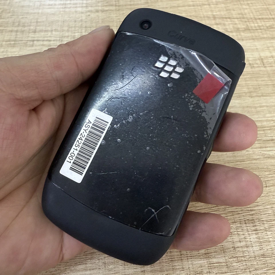 オリジナル BlackBerry Curve 9300 3G モバイル携帯電話 2MP 2.46