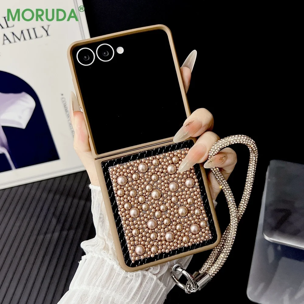 3D Water Droplet Pearl Case with Shiny Wristband and Soft Frame Protective Shell