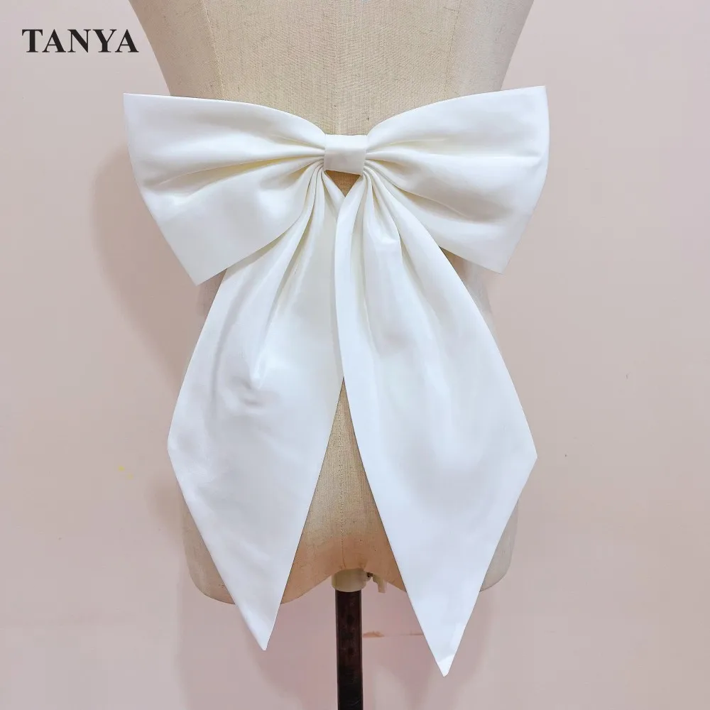 

Pretty Bow With Pin Wedding Belt 25cm Width 37cm Length Bride Gown Matching Accessories Detachable Handmade Bowknot