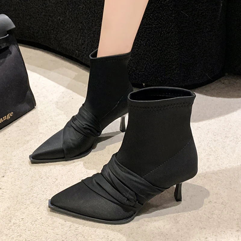 

Женские сапоги на молнии, с острым носком, на платформе