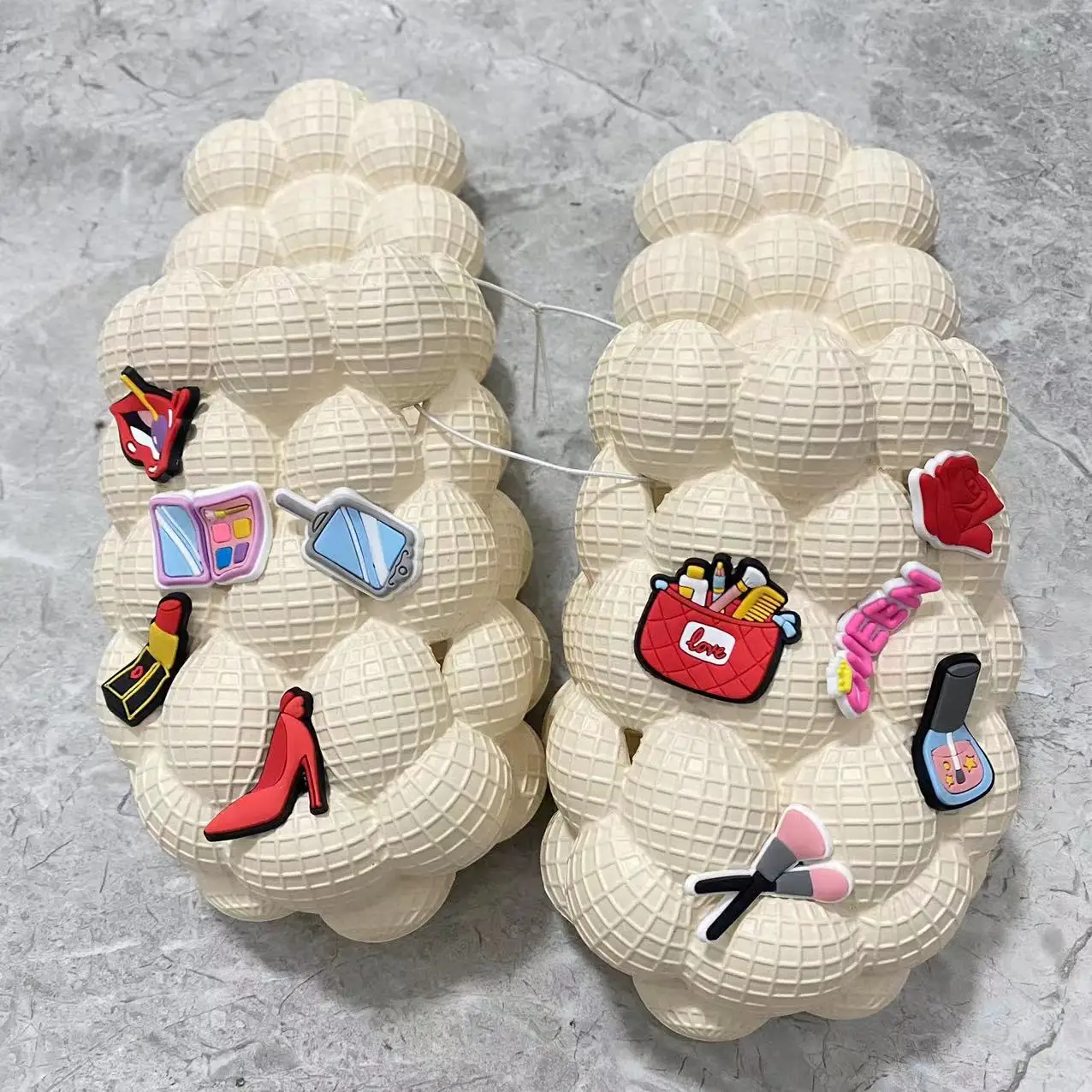 Beige charms makeup
