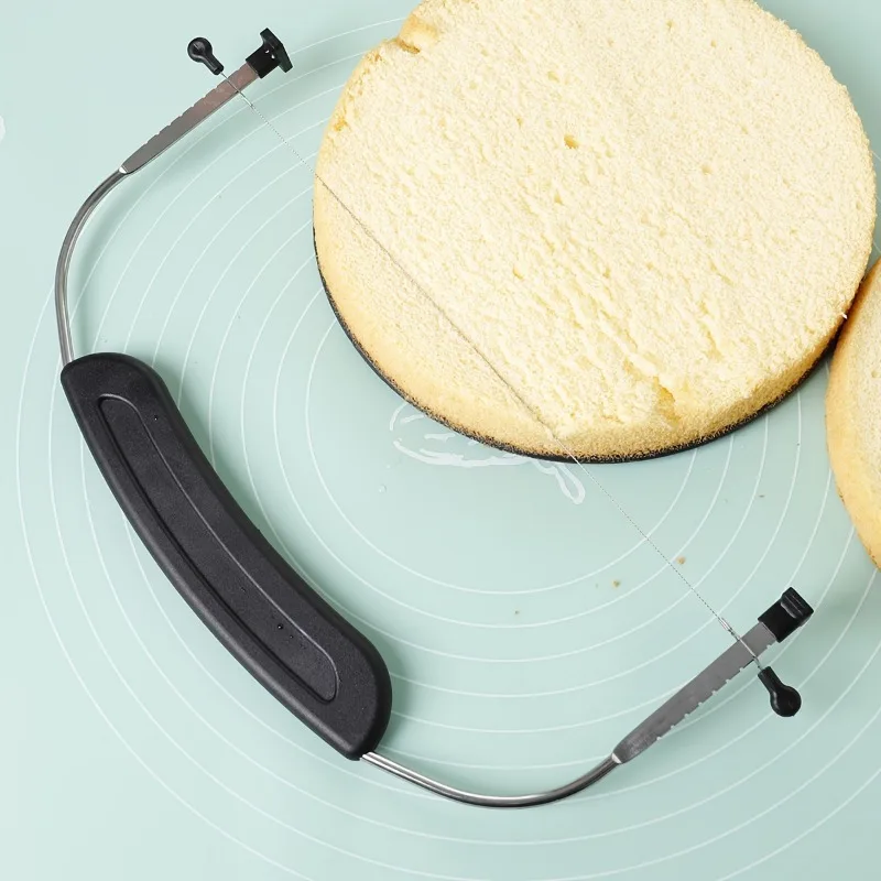 1pc Kitchen DIY Cake Layering Tool With Scale, Cheese Cutting Board Wire Slicer, Adjustable Cake Slicer With Handle