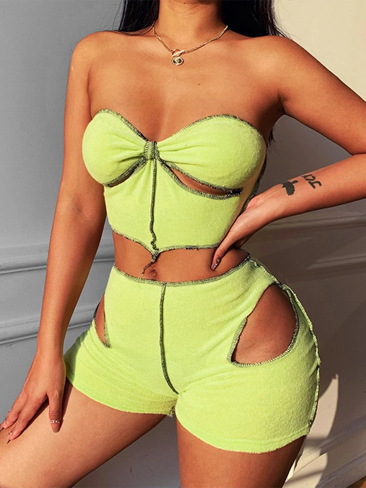 

OMSJ 2024 Y2k Aesthetic Ripped Holes Two Piece Set Strapless Mini Twist Tube Top And Low Waist Shorts Ladies Sexy Skinny Outfits