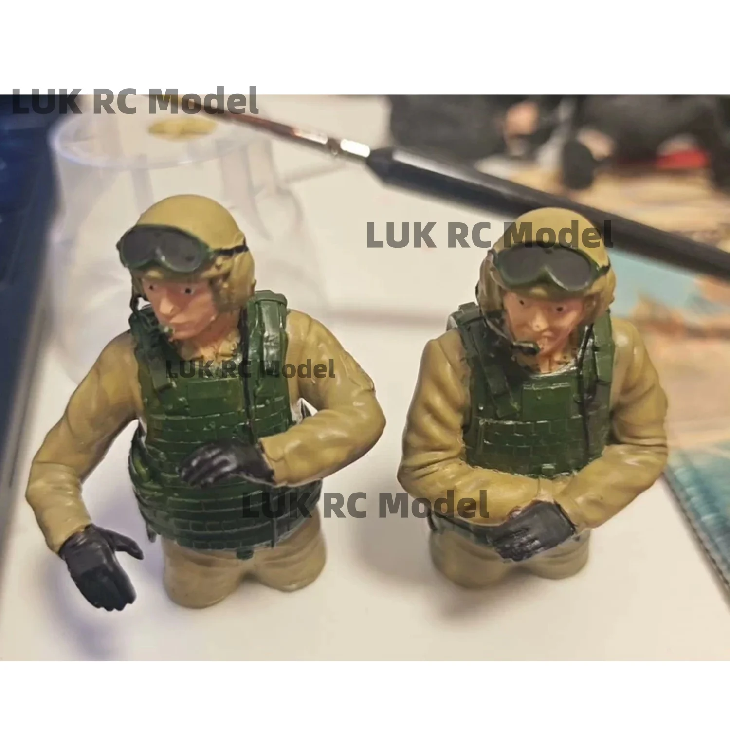 1/16 RC Tank HL 2 soldats armée américaine M1A2 Abrams Tiger I