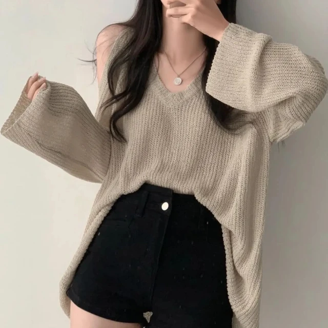 The GIDYQ Oversize Off Shoulder Sweater: A Korean Retro Charm