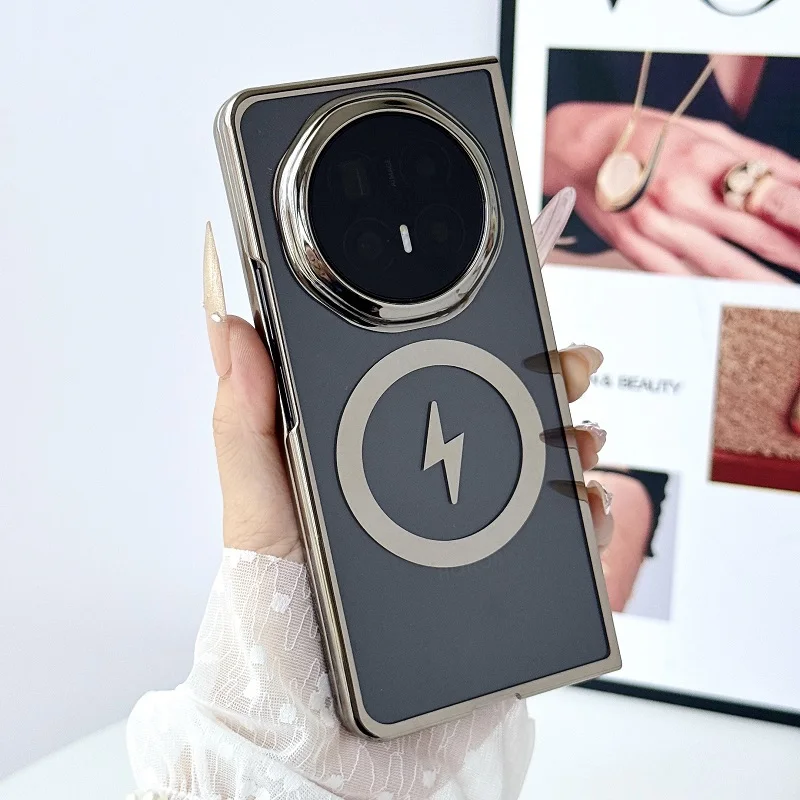 Sleek Magnetic Plating Clear Shockproof Fashion Case