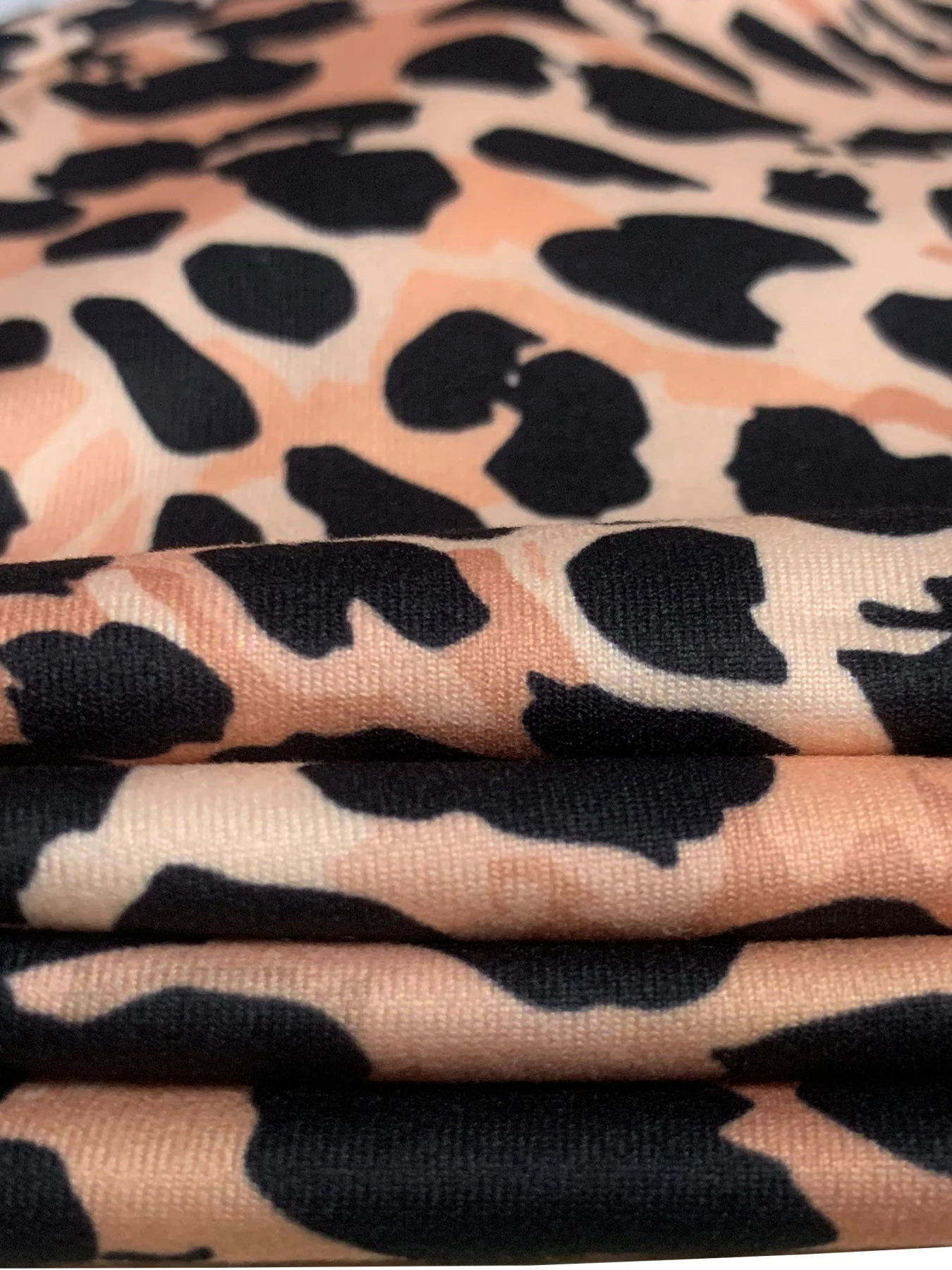 Modischer, langärmeliger, sexy Jumpsuit mit Leopardenmuster, V-Ausschnitt und Reißverschluss. – Detail 22