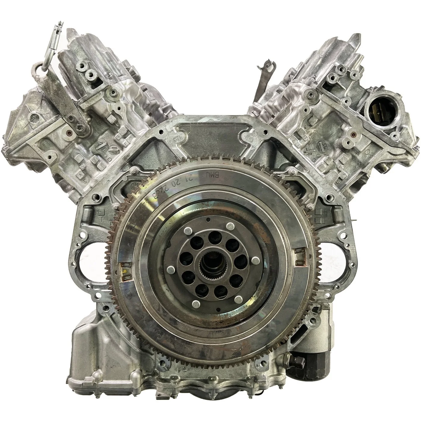 Рисунок 5 - Двигатель V8 N63B44B для F15 X6 X5 G12 750Li 4