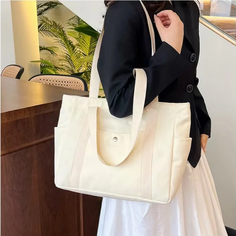 Stylish Shoulder Height Canvas Tote Bag with Spacious Capacity