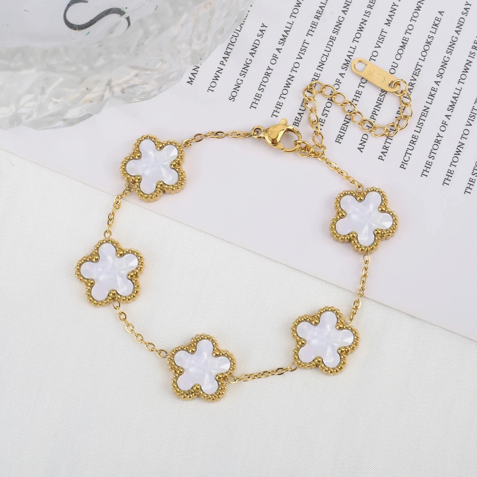 Adjustable New Design Gold Plated Stainless Steel 316L Plant Flower Bracelet With Five Leaf Petals Women's Luxury Gifts Clover 2