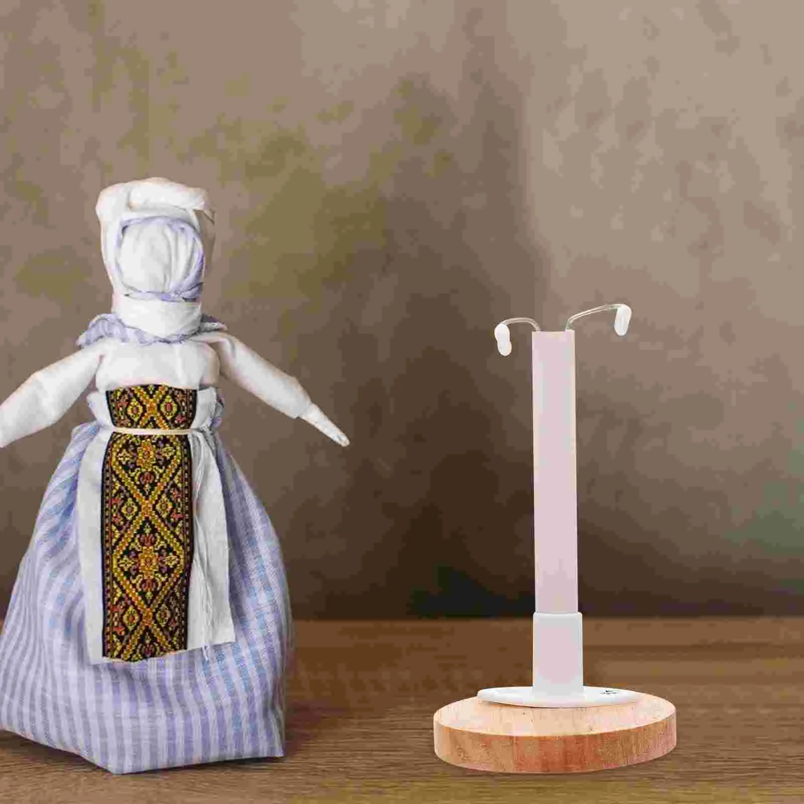 

Wooden Doll Rack Durable Doll Displaying Rack Lovely Doll-stand Holder