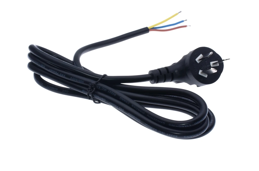 Regleta estándar Schuko 3x16A, cable de 1m de largo, H05VV-F3G1