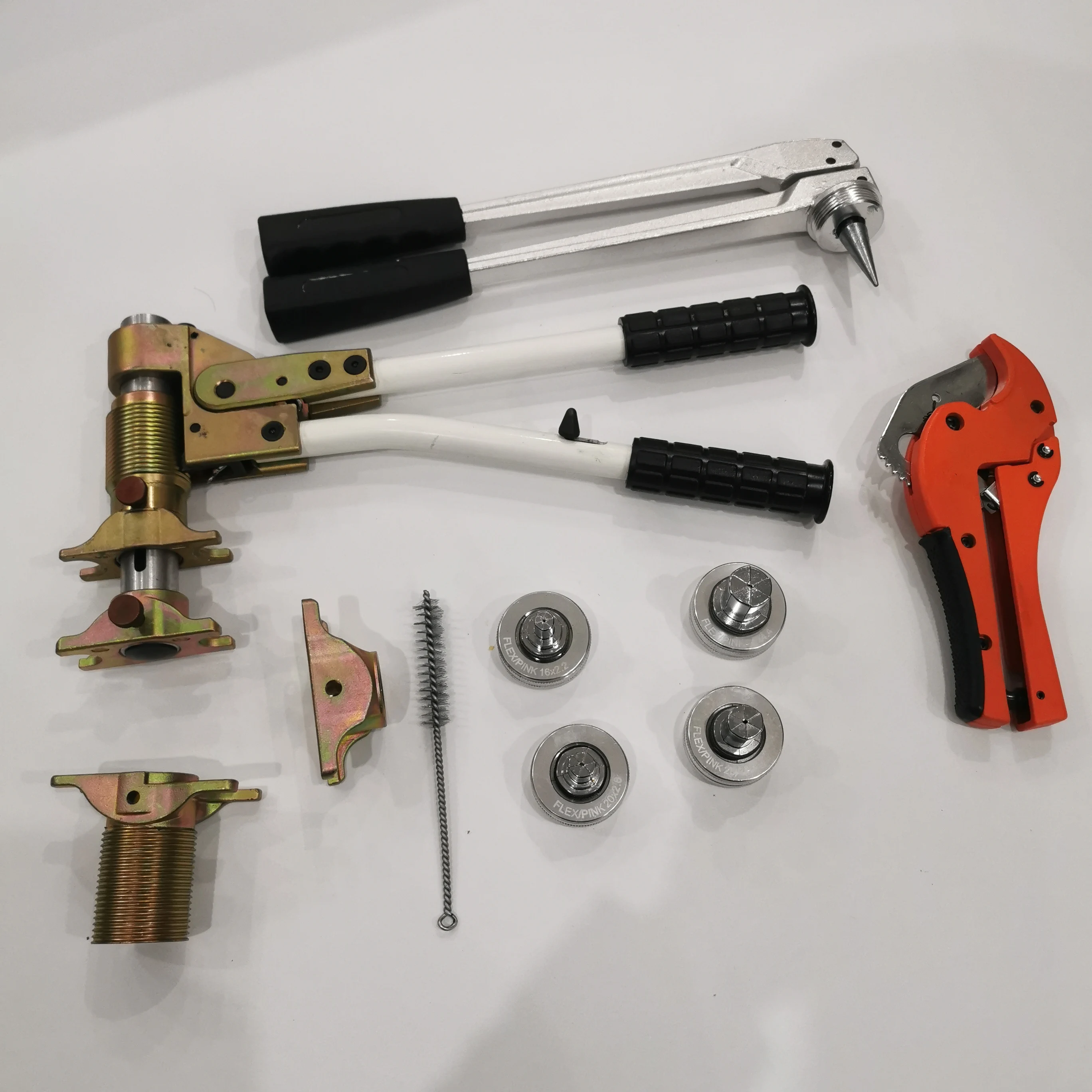 PEX1632 Clamping Tool | Plumbing Crimping Tool for 16–32mm Rehau System Pipe Fittings detail image 2