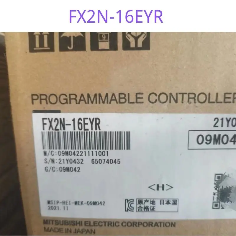 

FX2N-16EYR New Original PLC Expansion Module FX2N 16EYR