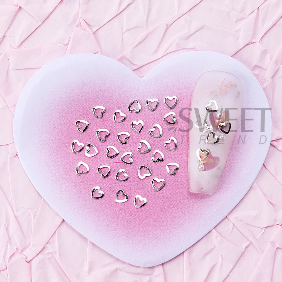 Hollow out Love Heart Nail Jewelry Accessories Flat Metal Hollow 3D Gold Silver Heart Shaped Manicure Decoration Nail Supplies 6