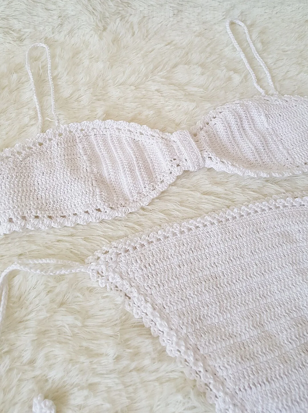 Europe and The United States Pure Hand-knitted Two-piece Set Beach Leisure Hot Spring Holiday Sexy Underwear Bikini Swimsuit
