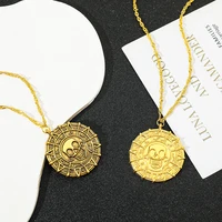 Pirates des caraïbes Jack Sparrow squelette aztèque têtes de crâne pièce médaillon pendentif Vintage bijoux collier pour la vente en gros 3