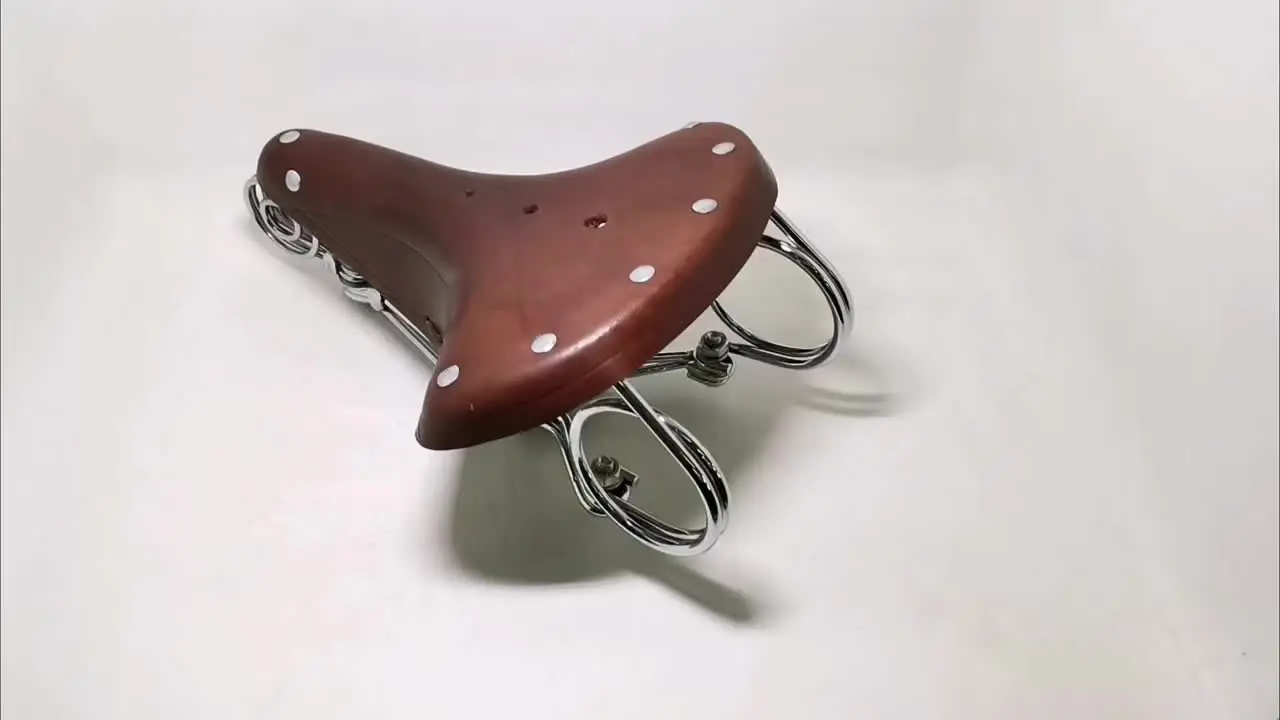 Selle vélo vintage sur ressort – style hollandais - Équipements vélos