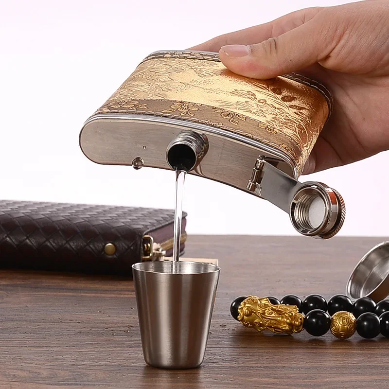 Portable Stainless Steel Hip Flask Whiskey Flagon Wine Pot Bottle Funnel Travel Classic Drinkware Outdoor Gift 7oz 8oz