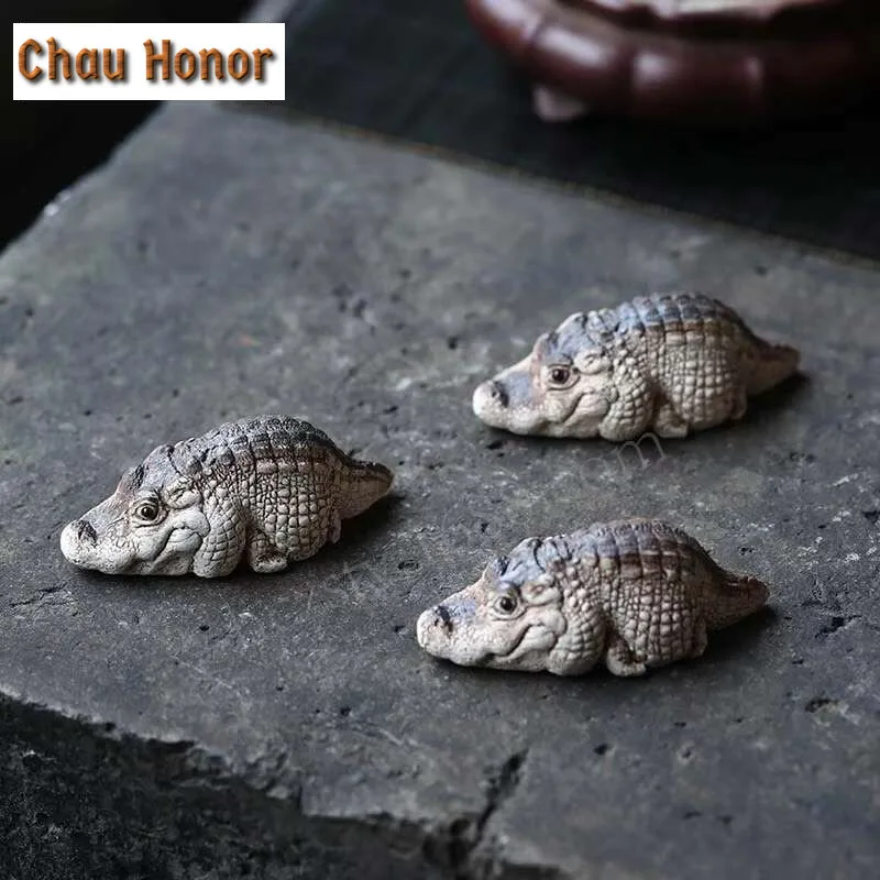 Chinese Yixing Purple Clay Tea Pet Lucky Crocodile Statue Ornaments Tea Play Figurine Desktop Crafts Zisha Tea Set Decoration