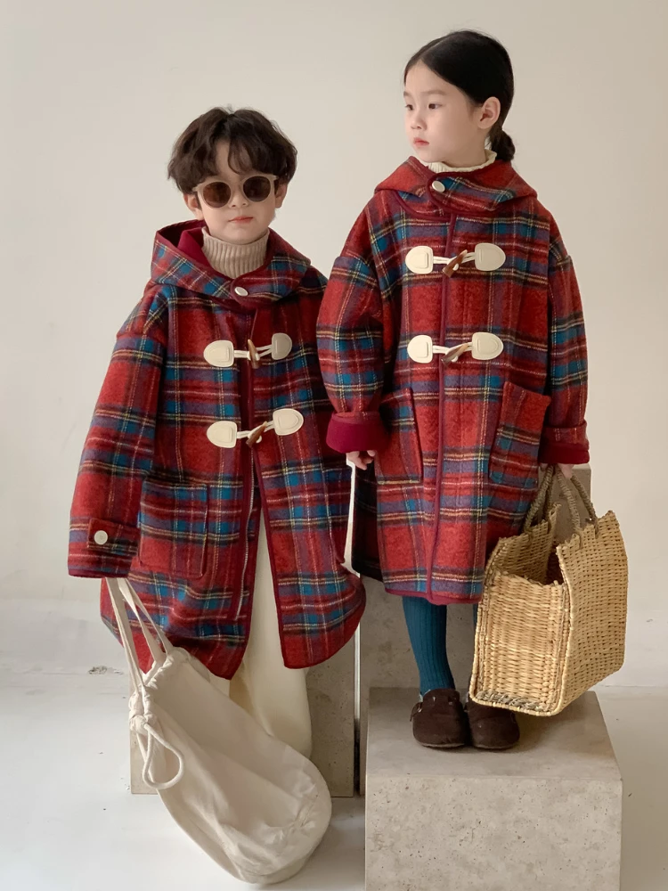 

HoneyCherry Winter Children's Fashion Plaid One-piece Velvet Woolen Overcoat Thickened Hooded Long Woolen Overcoat