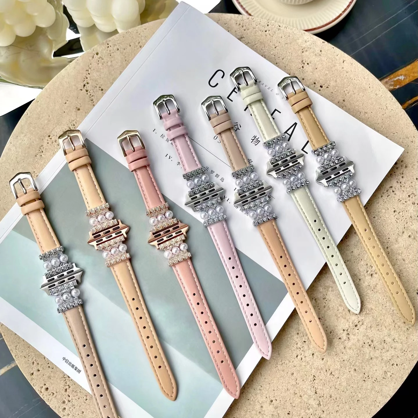 

Fashion Temperament Pearl Watchbands For Apple Watch Band 44mm 45mm 49mm Calfskin Light And Luxurious Women Iwatch Strap 8 7 SE