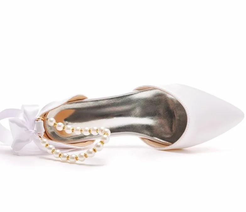 Wedding Shoes Bride Flat Heel Pointed Hollow Sandals Women White Satin Beaded Bride's Wedding Dress Shoes Sandalias De Mujer