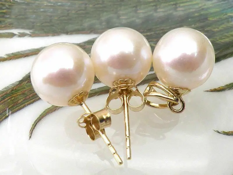 

AAA Natural 7-8MM South Sea White Pearl Earrings + Pendant