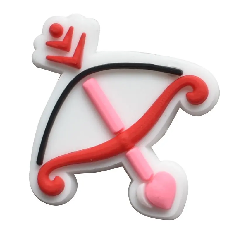 Рисунок 4 - подвески для обуви из ПВХ на День святого Валентина