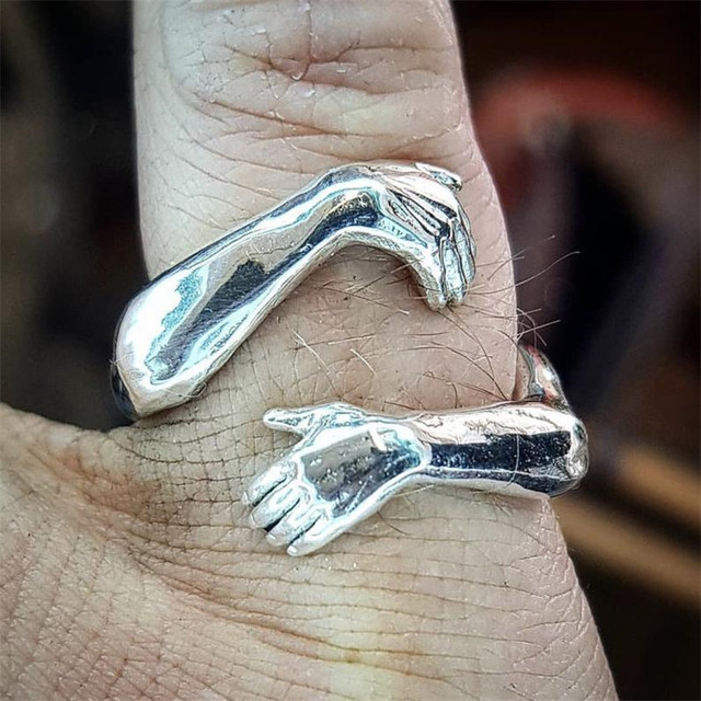 New Creative Gold Silver Color Love Hug Ring Cute Adjustable Open Rings for Women Men Fashion Lovers Jewelry Gifts