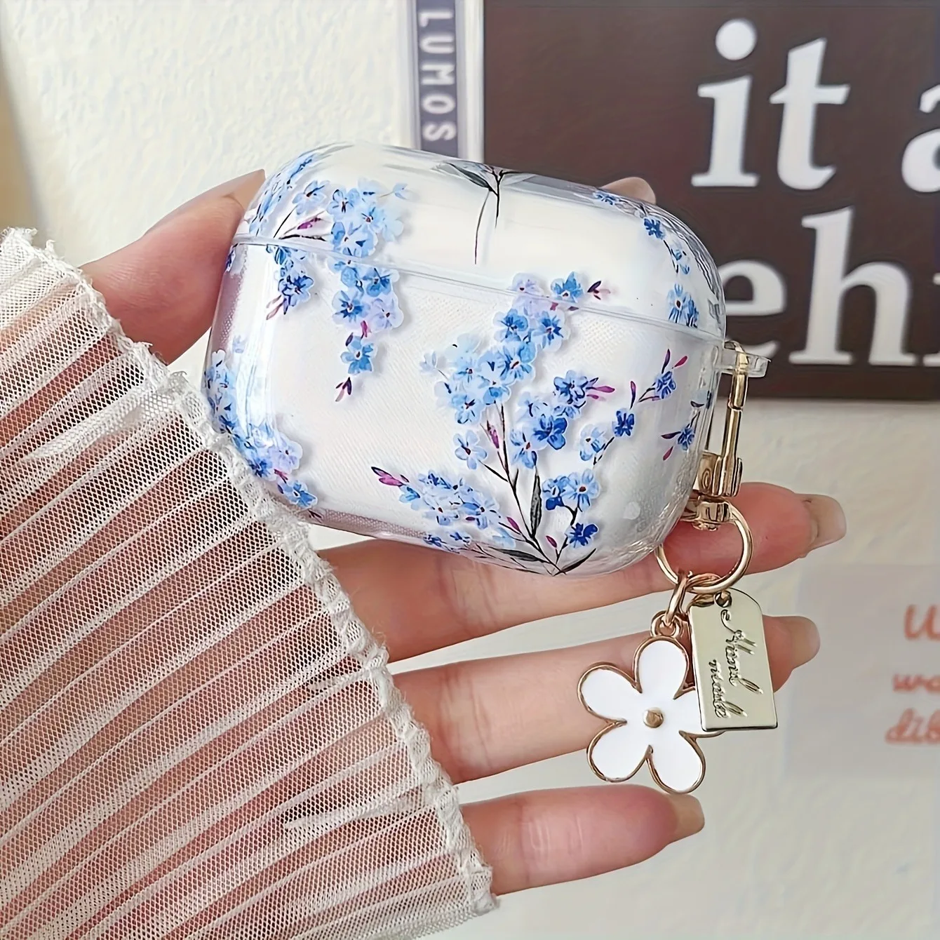 Ästhetische blaue, transparente Kopfhörerhülle mit Blumenmuster für AirPods Pro3/Pro2/Pro Kopfhörerabdeckung für AirPods 4/3/1/2 Schutzhülle