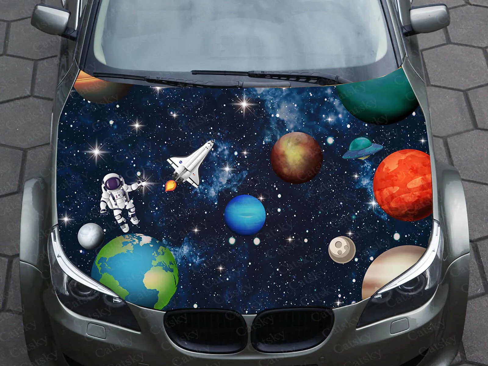

Astronaut in space Car Decal Graphics Vinyl decal Cover Pattern Packaging Decal custom DIY design hood engine Decal Stickers
