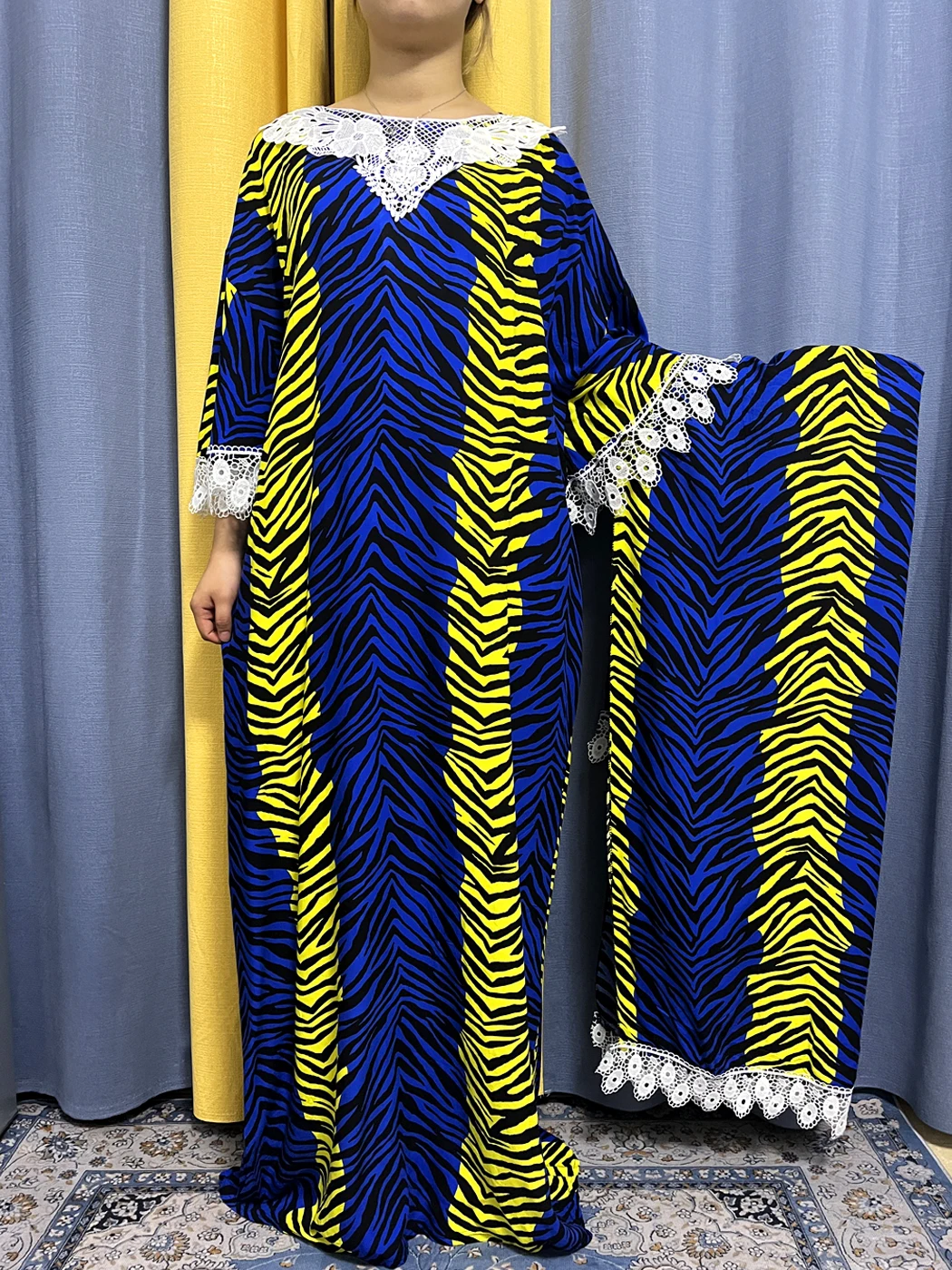 Abayas For Women Appliques Stripe Printing Cotton Robe Muslim Fashion African Woman Dresses Turkey Islam Clothing With Headscarf