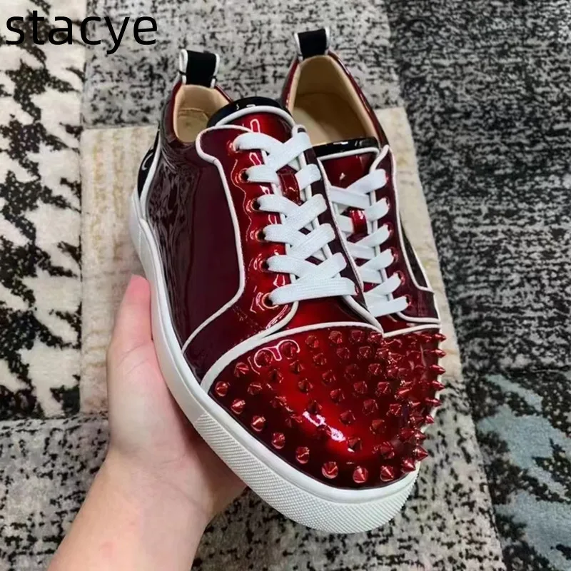 

Luxury Designer Red Sole Shoes Genuine Leather Low Top high quality Studded Men's Shoes Casual Sports Couple's Shoes