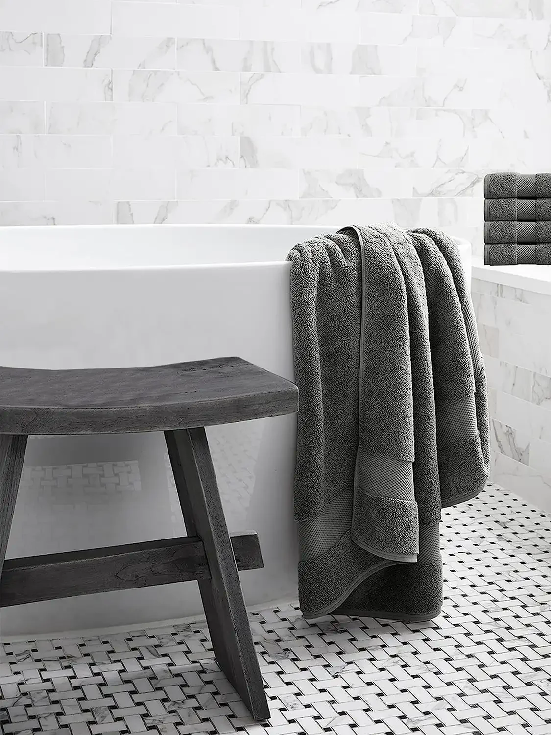 https://ae01.alicdn.com/kf/Sbde89a0849b048ceb7c62ee5dc67a374F/Delara-Organic-Cotton-Luxuriously-Plush-Bath-Towel-Pack-of-4-GOTS-OEKO-TEX-Certified-Premium-Hotel.jpg