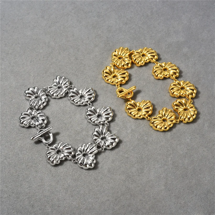 

French Style Unique Antique Copper gilded Sunflower Bracelet For Women's High-End OT Buckle Niche Vintage Fashion Charm Jewelry