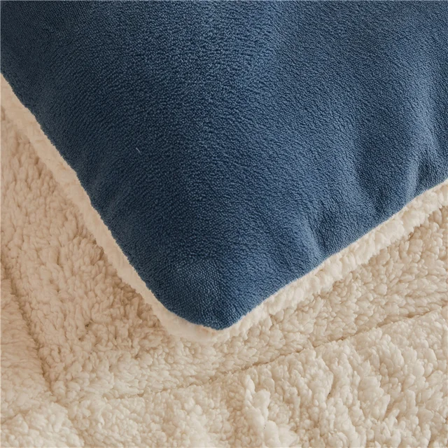 Thick Fleece Warm Blanket 5