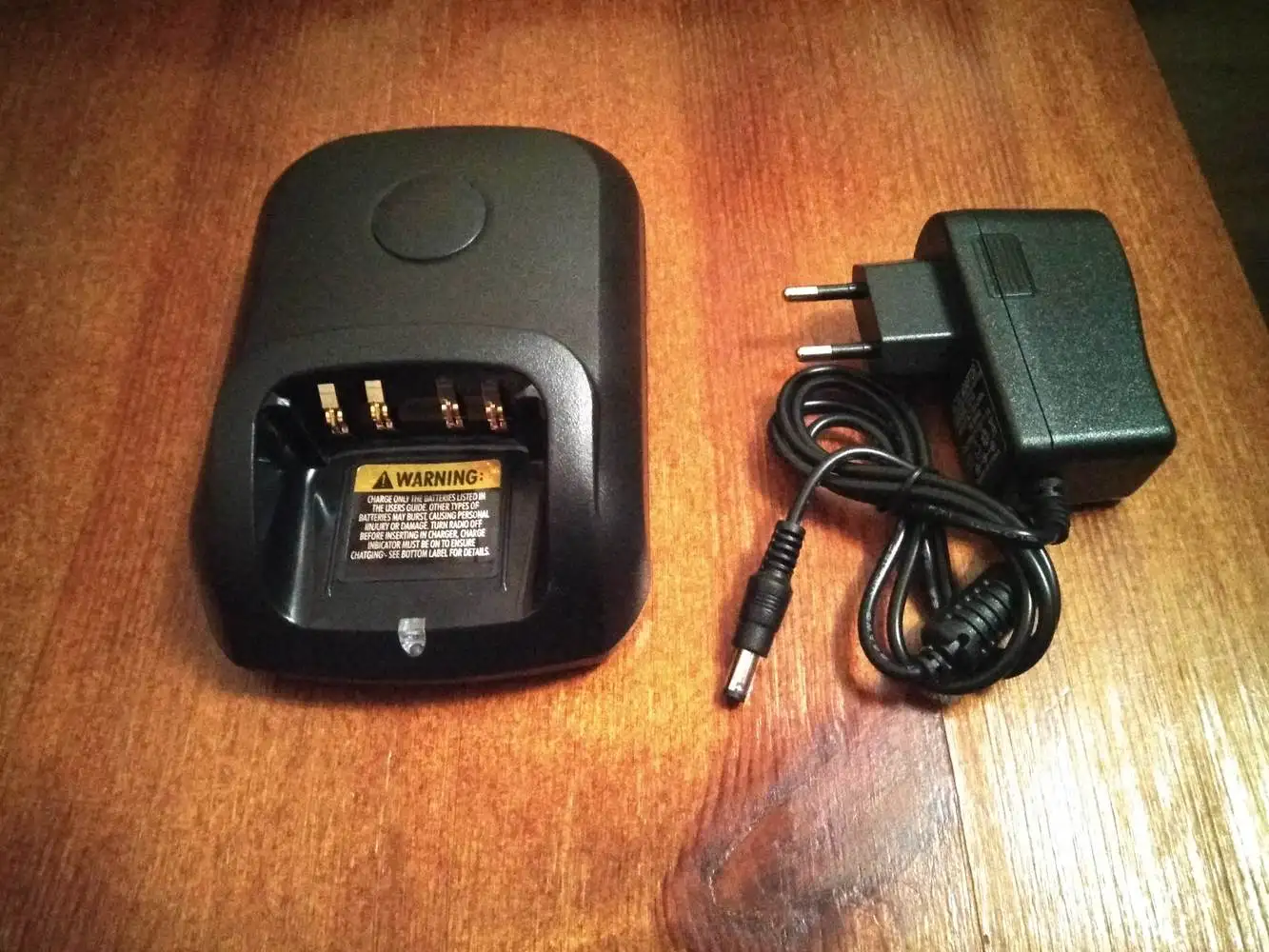 WPLN4226 WPLN4234 Rapid Charger for Motorolao DP2400 DP2600 DP3400 DP3601 DP4401 XPR6350 DGP4150 Radio Charger radio charger